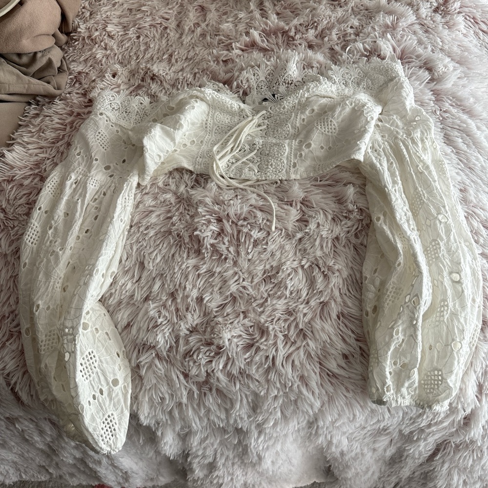 Blue Blush Lace Puff Sleeve Top - White